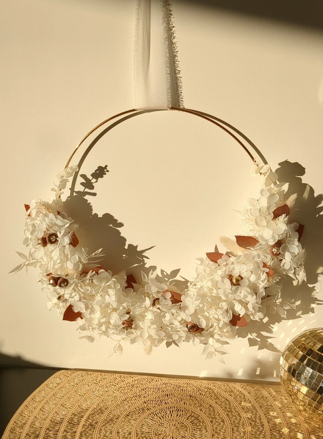 Couronne de Noël fleurie