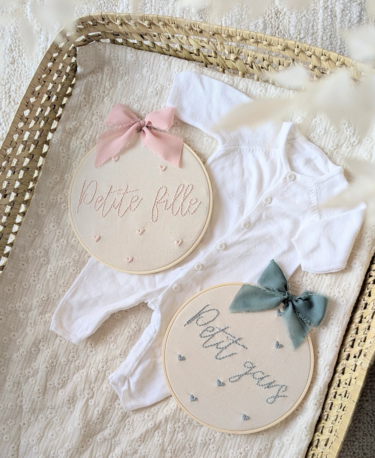 Tambour brodé pour gender reveal • Annonce du sexe de bébé