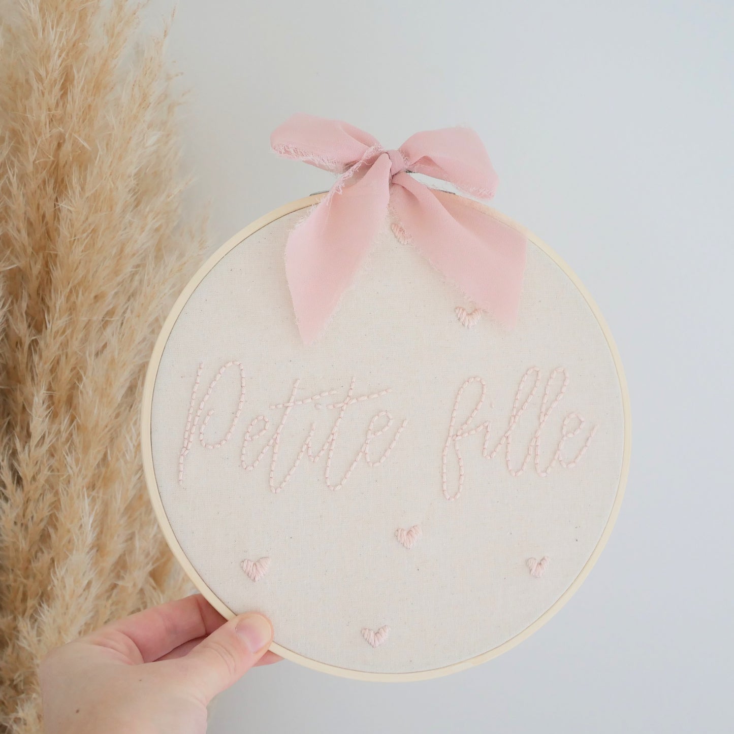 Tambour brodé pour gender reveal • Annonce du sexe de bébé