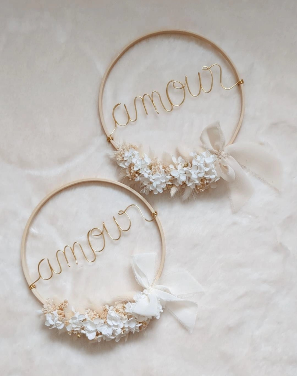 Couronne décorative en fleurs séchées