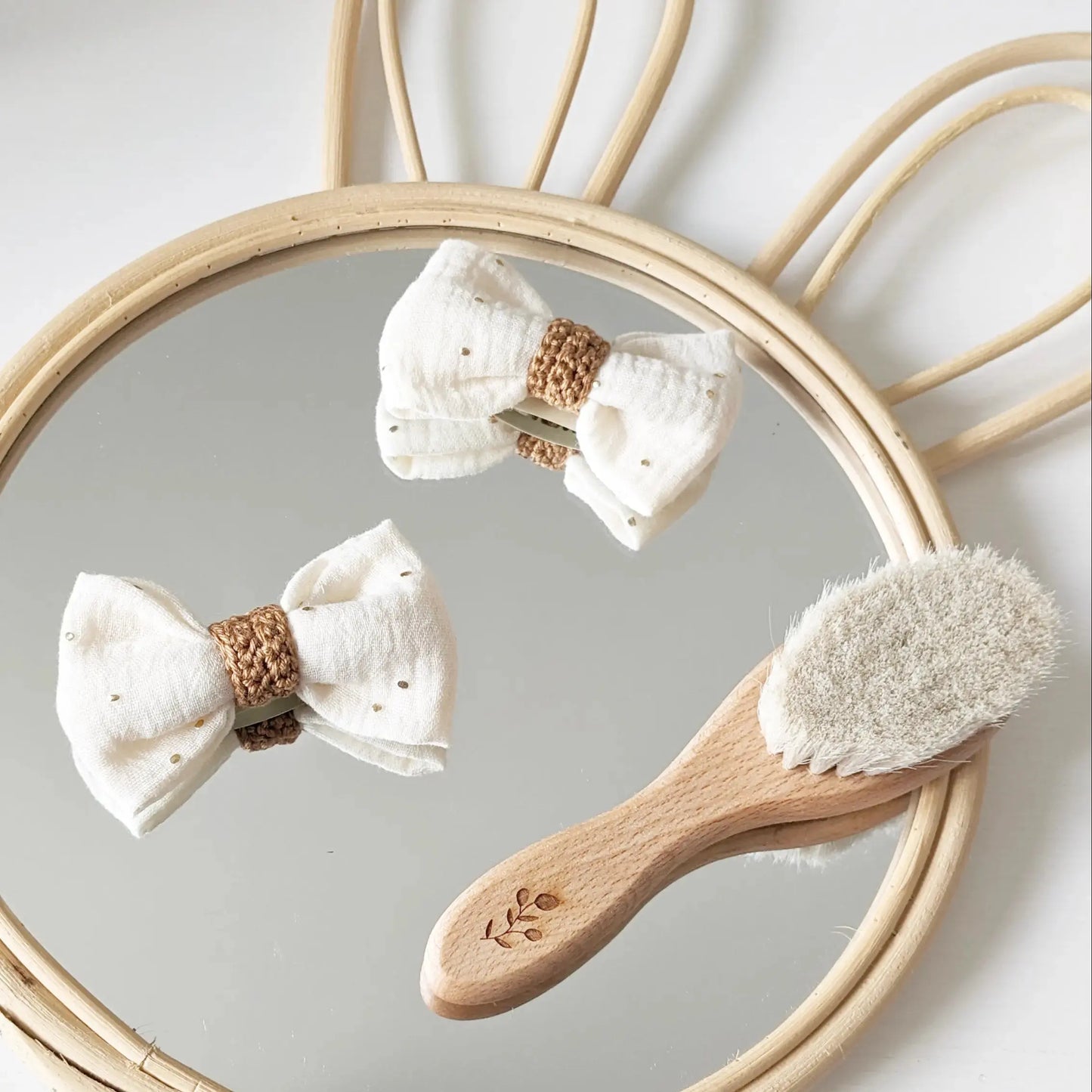Brosse à cheveux bébé