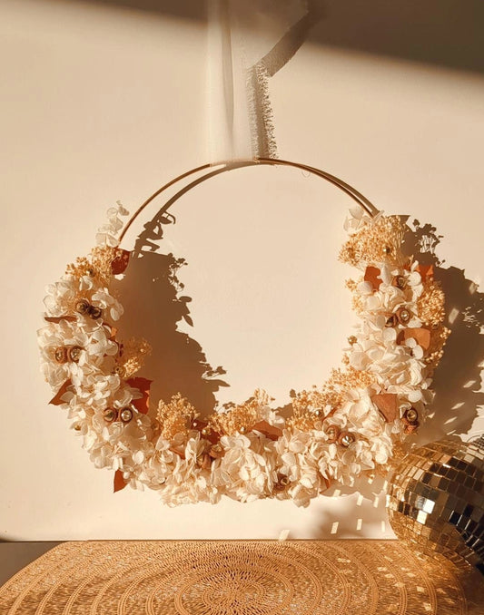 Couronne de Noël fleurie