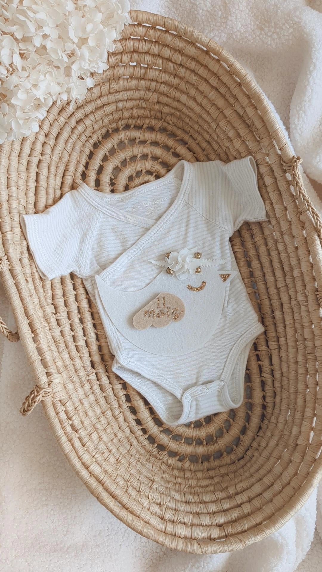 Cartes étapes bébé oiseau en feutrine fleurie