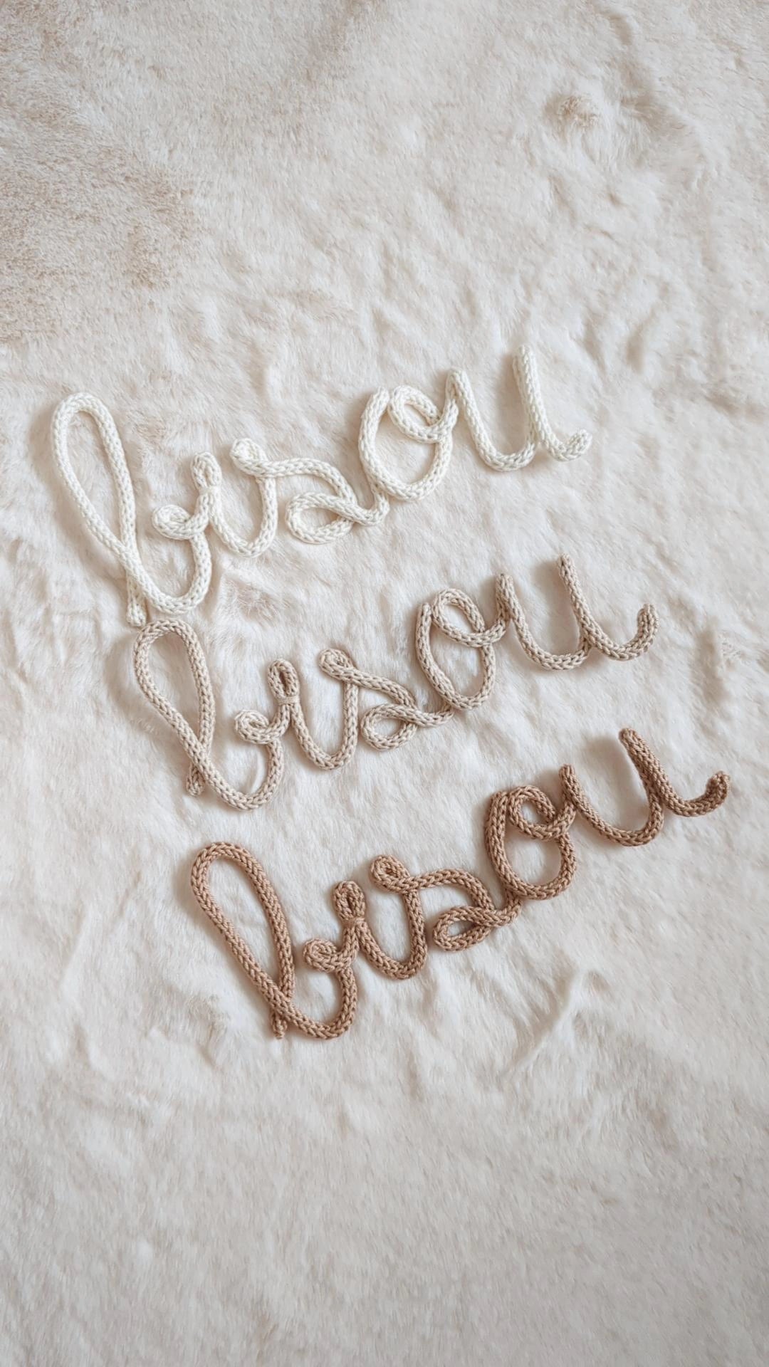 Tricotin Bisou • Déco chambre enfant